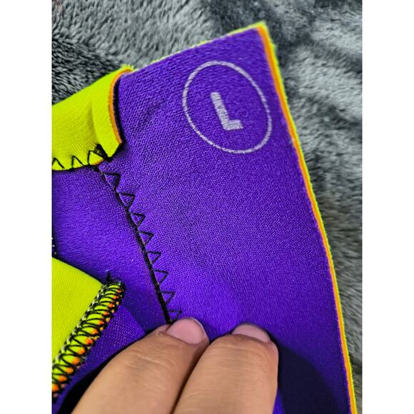 Ski Warm 'Wetsuits of Champions' Top - Size Large - Picture 6 of 9